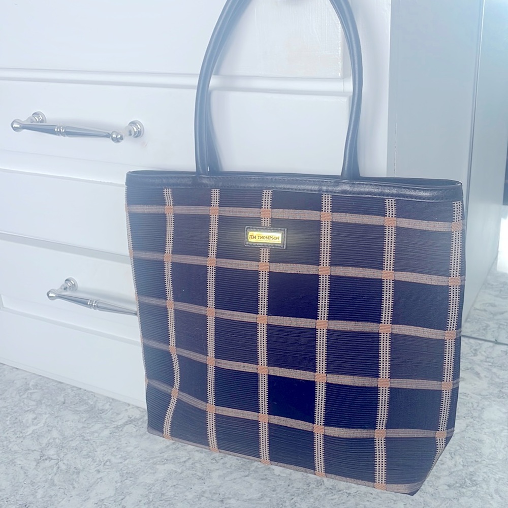 Jim Thompson shoulder bag in black and gold Thai silk